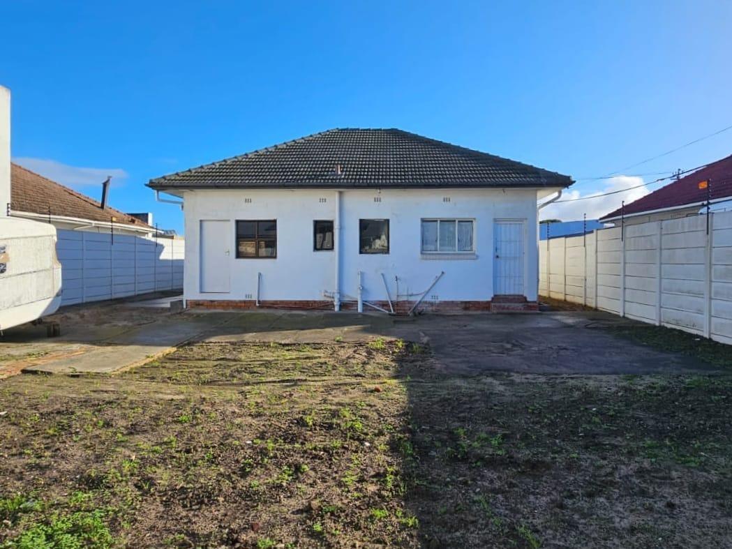 1 Bedroom Property for Sale in Beaconvale Western Cape